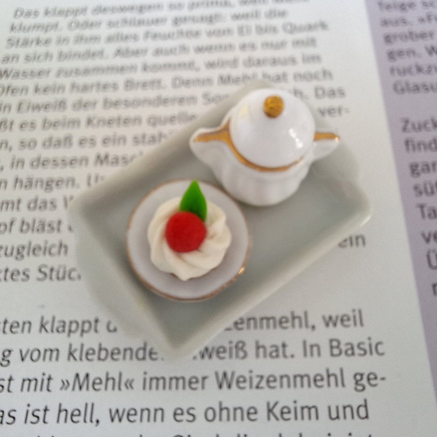 Brosche - Kaffeekränzchen