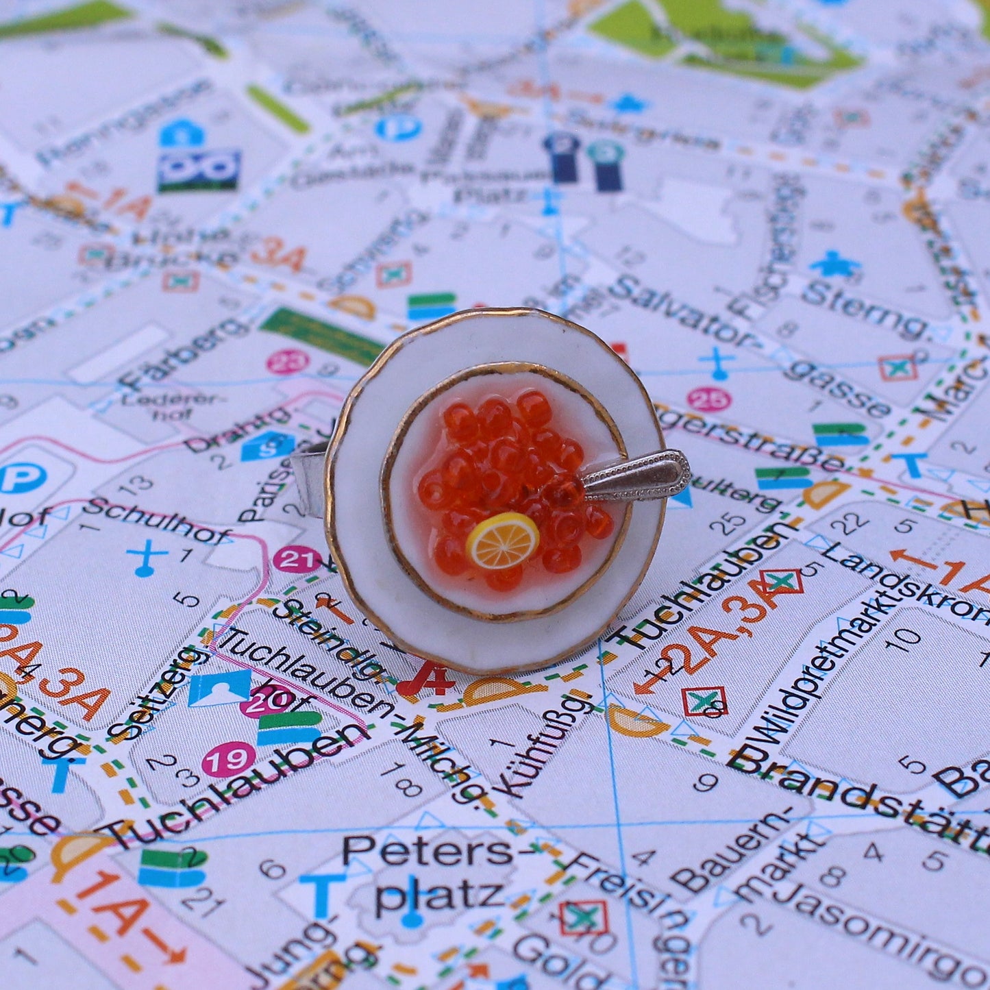 Ring - Kaviar mit Zitrone
